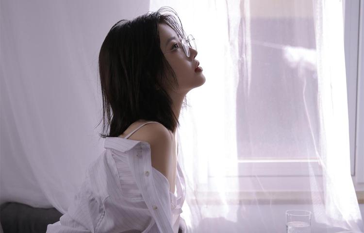 老师脱身课堂讨论模式